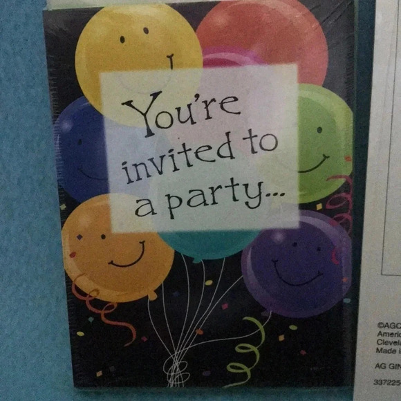 PARTY invitations Smiley face - Picture 2 of 5